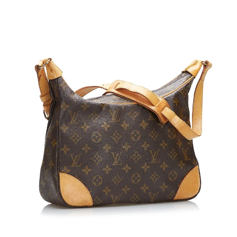 Louis Vuitton bags with a detachable mobile phone holder for convenienceLouis Vuitton Boulogne 30 Monogram Canvas