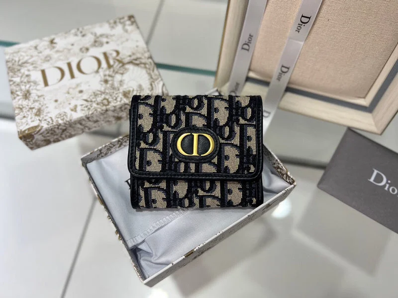 Contemporary Christian Dior handbags with a unique shapeBC - Dior Bags - 863