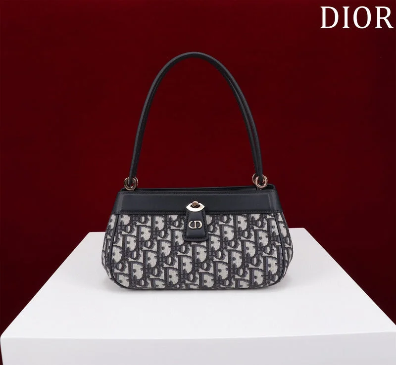 BC - Dior Bags - 935